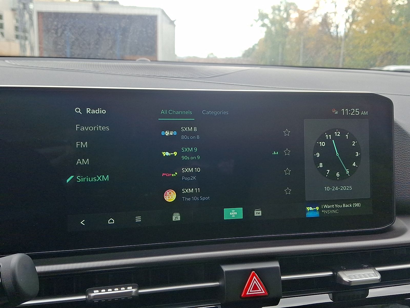 2026 Kia Sportage EX Hybrid - Photo 18