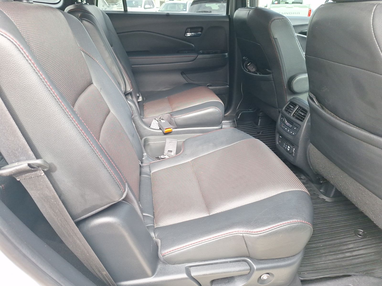 car-gallery-32