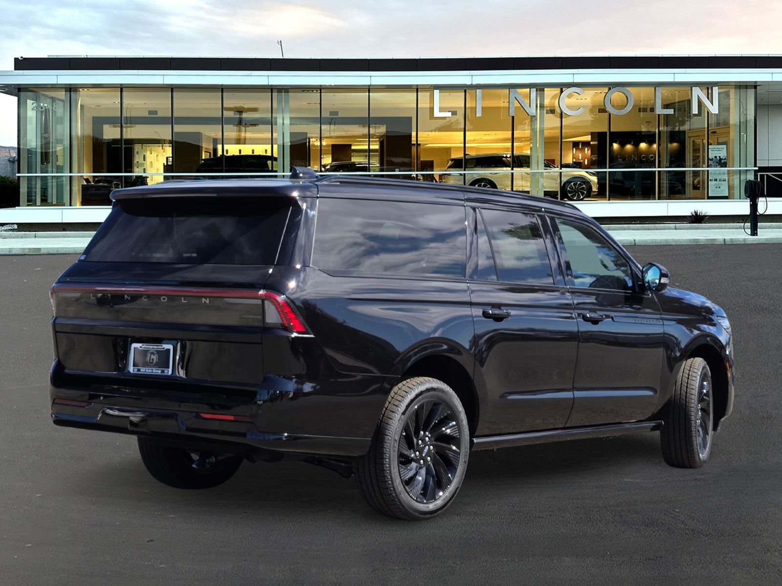 New 2026 Black Lincoln Reserve image 4