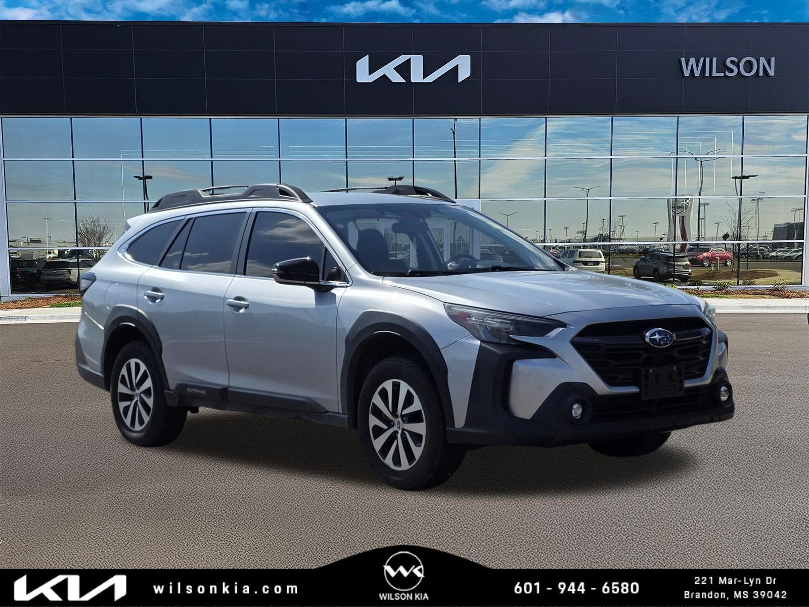 2023 Subaru Outback Premium AWD