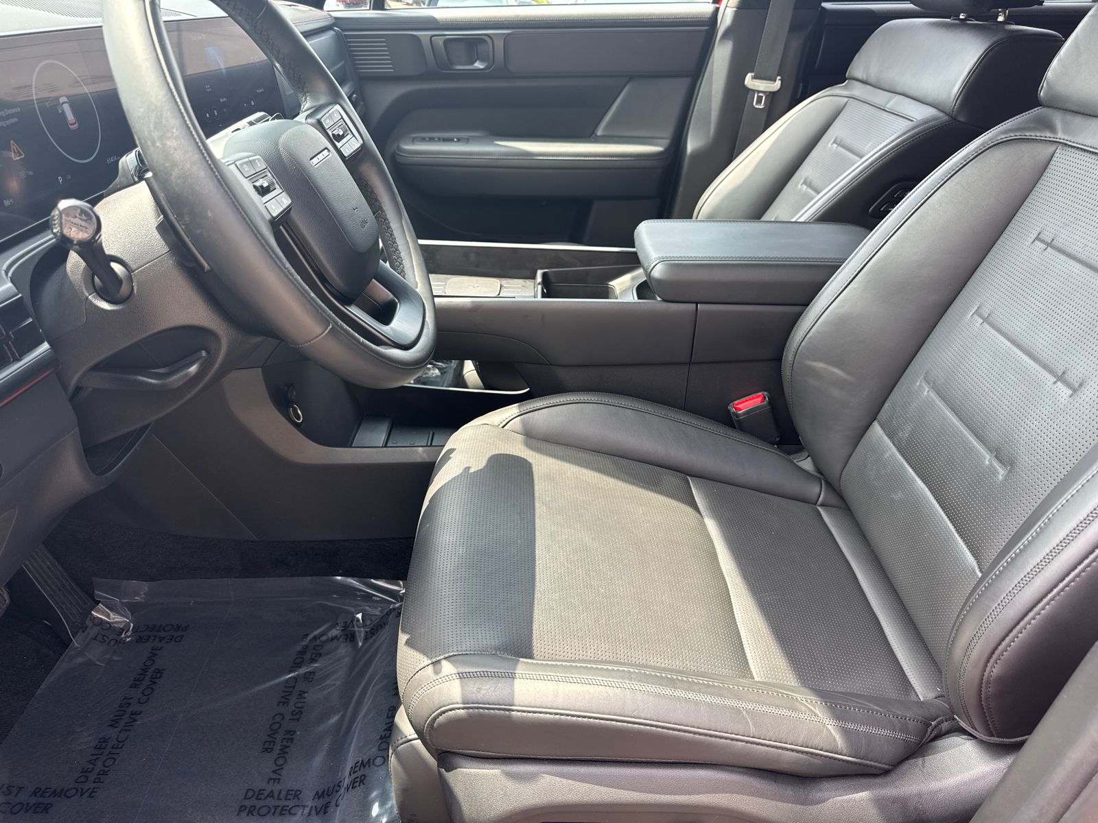 Used 2025 Red Hyundai Calligraphy image 9