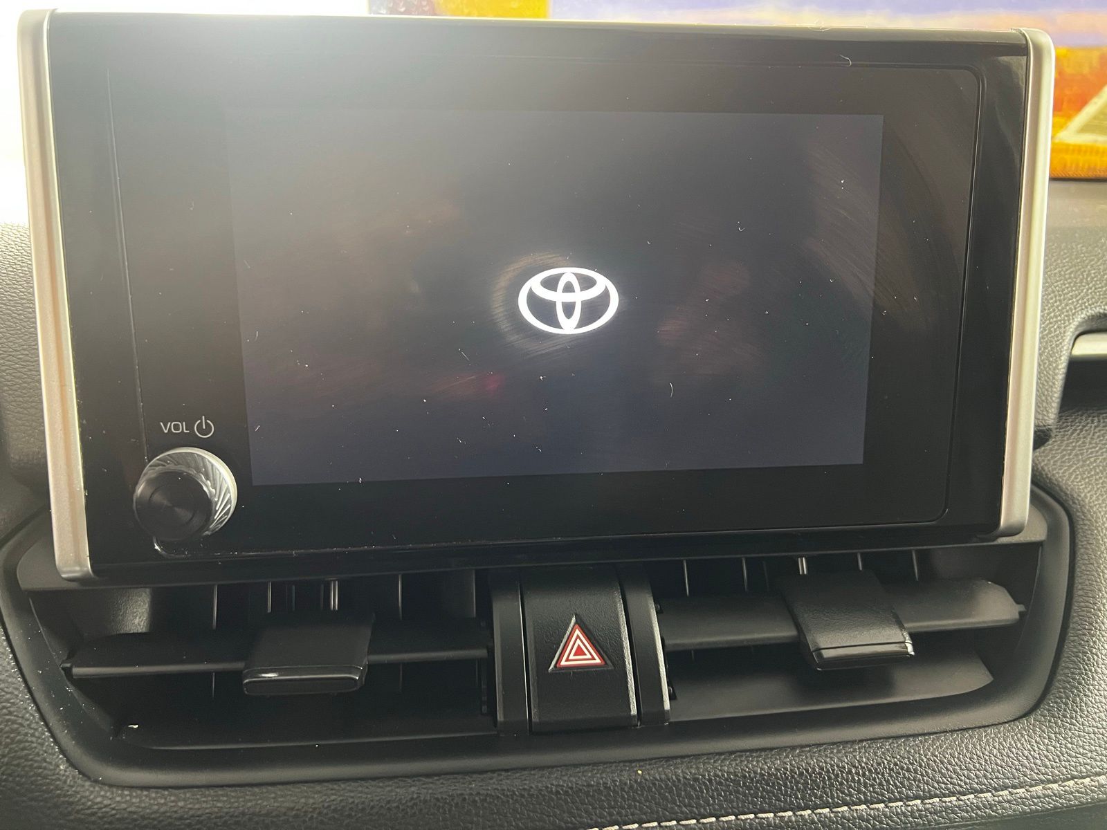 Thumbnail: 2024 Toyota RAV4 - 17