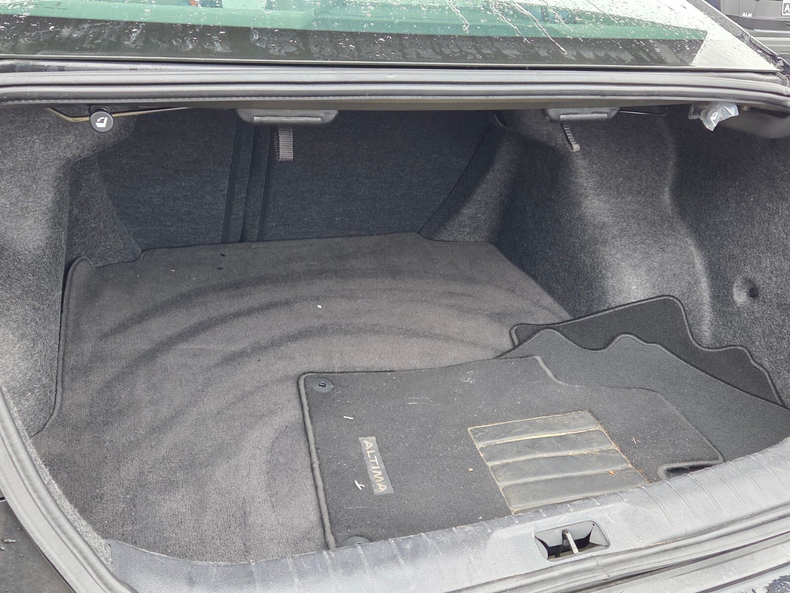 Used 2025 Black Nissan 2.5 SV image 12