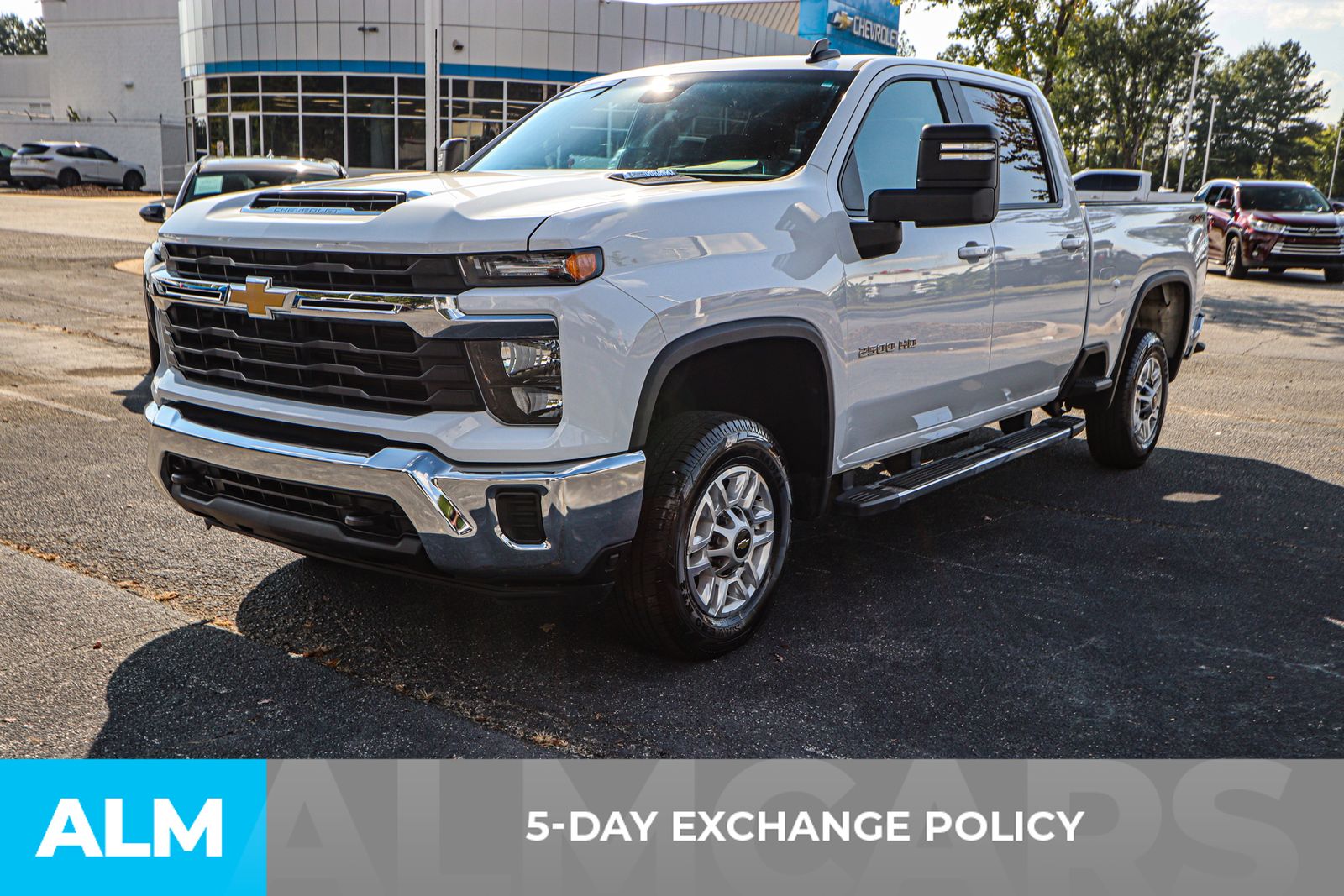 2024 Chevrolet Silverado 2500HD LT photo 4