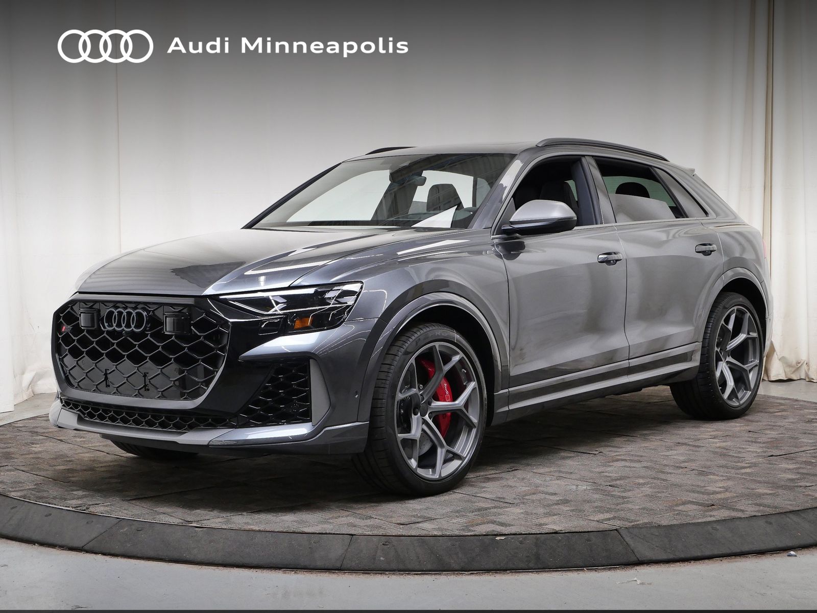 Daytona Gray Pearl Effect 2026 Audi RS Q8 SUV / Crossover All-Wheel Drive 8-Speed Automatic