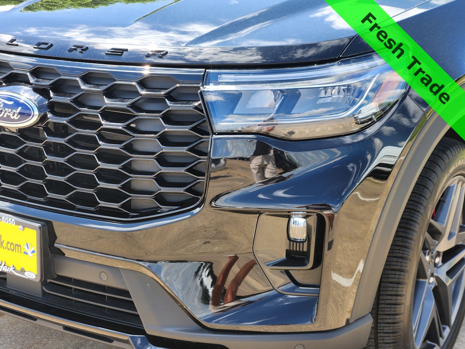 View vehicle photo 7