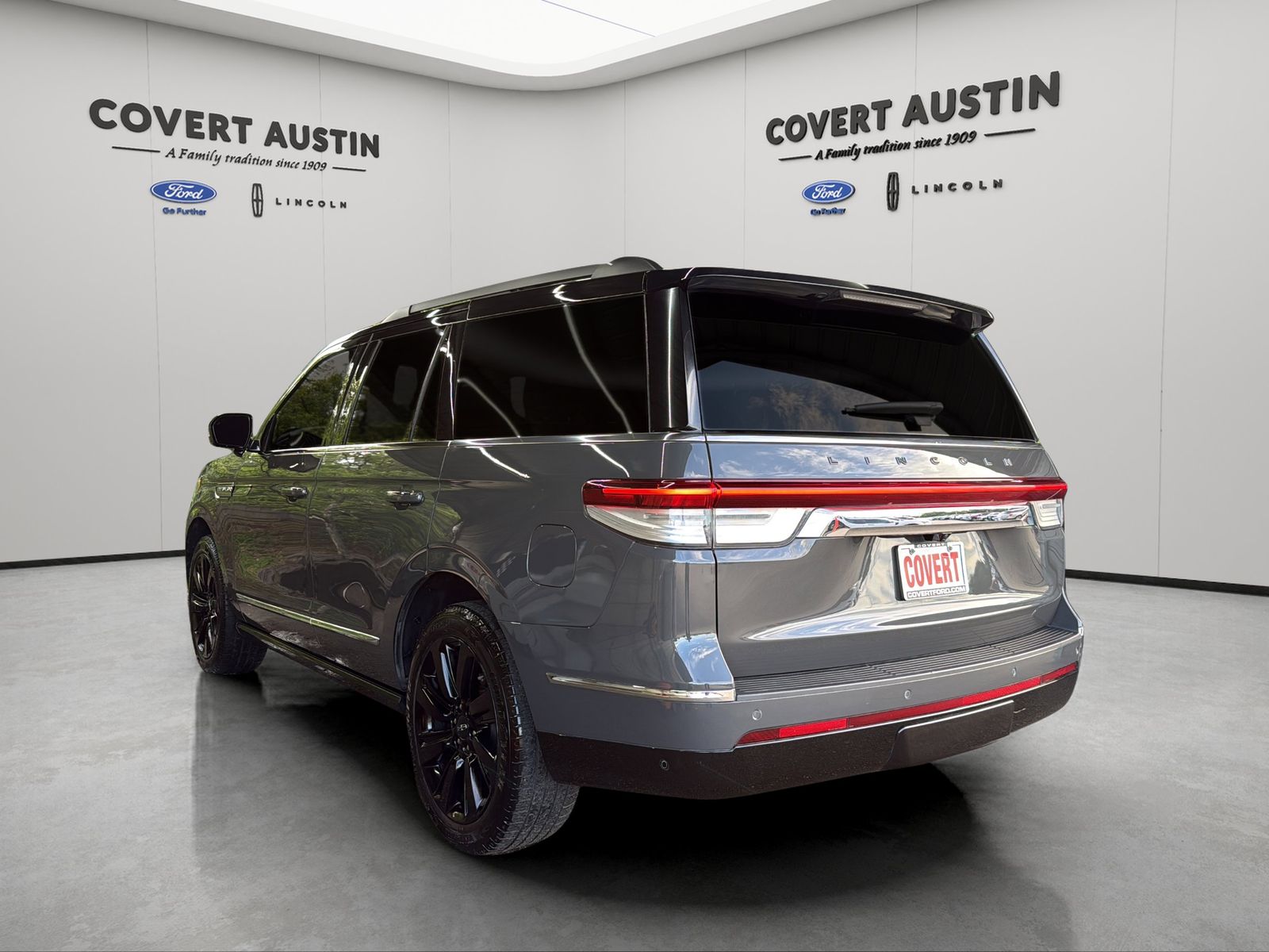 Used Car 2022 Lincoln Navigator  Black Label For Sale Under $50,000 In Austin, Texas
