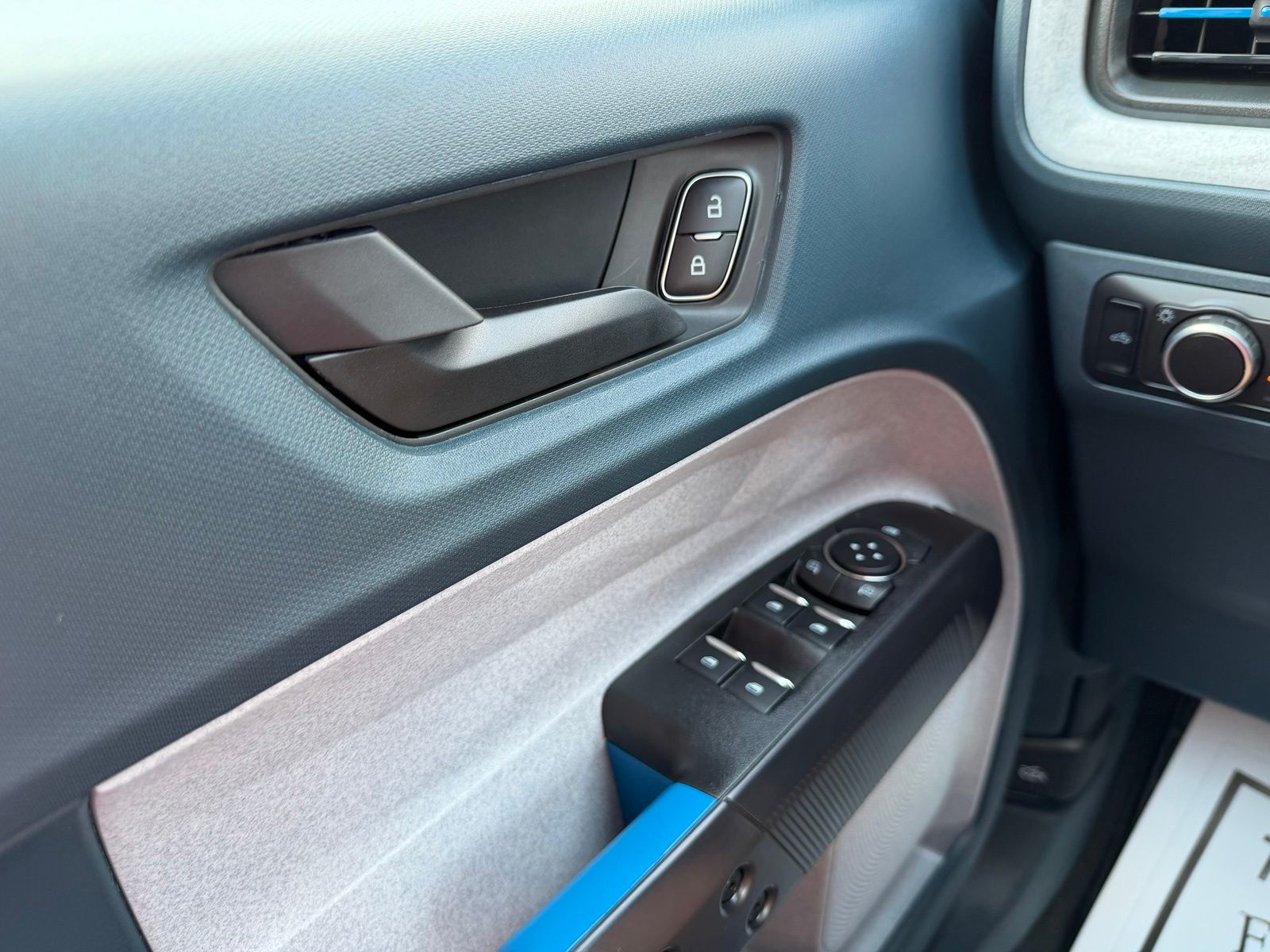 2026 Ford Maverick image 23