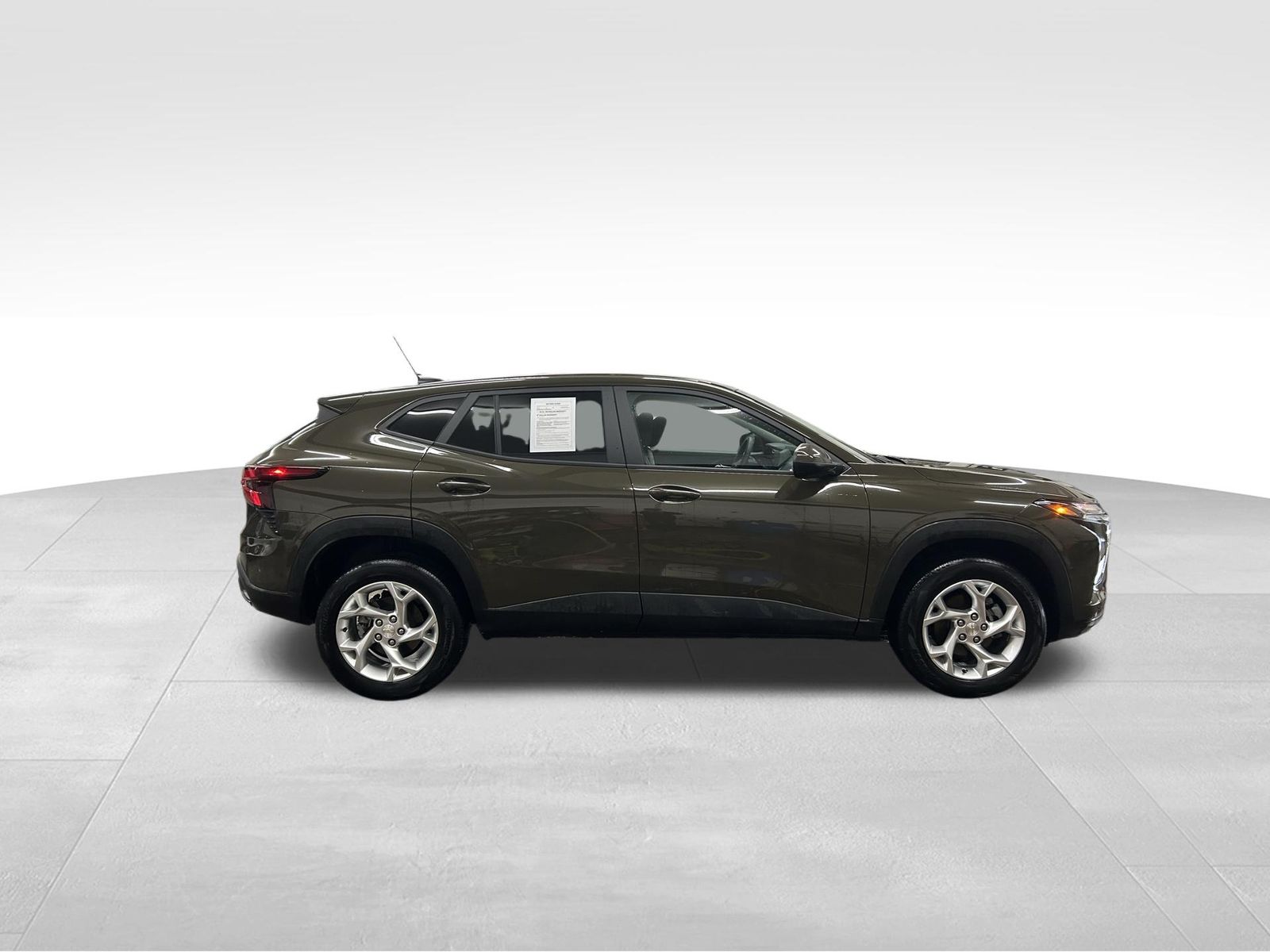 View vehicle photo 7