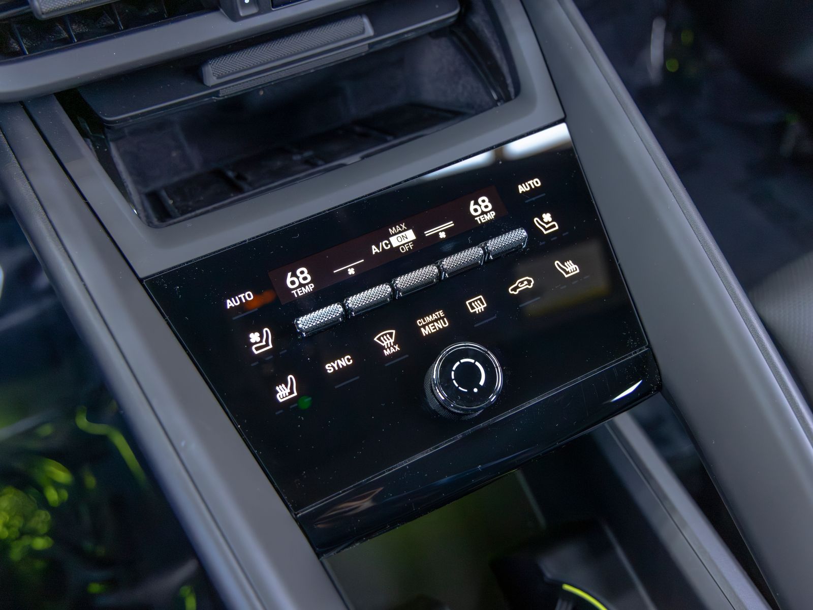 2025 Porsche Macan Base - Photo 36