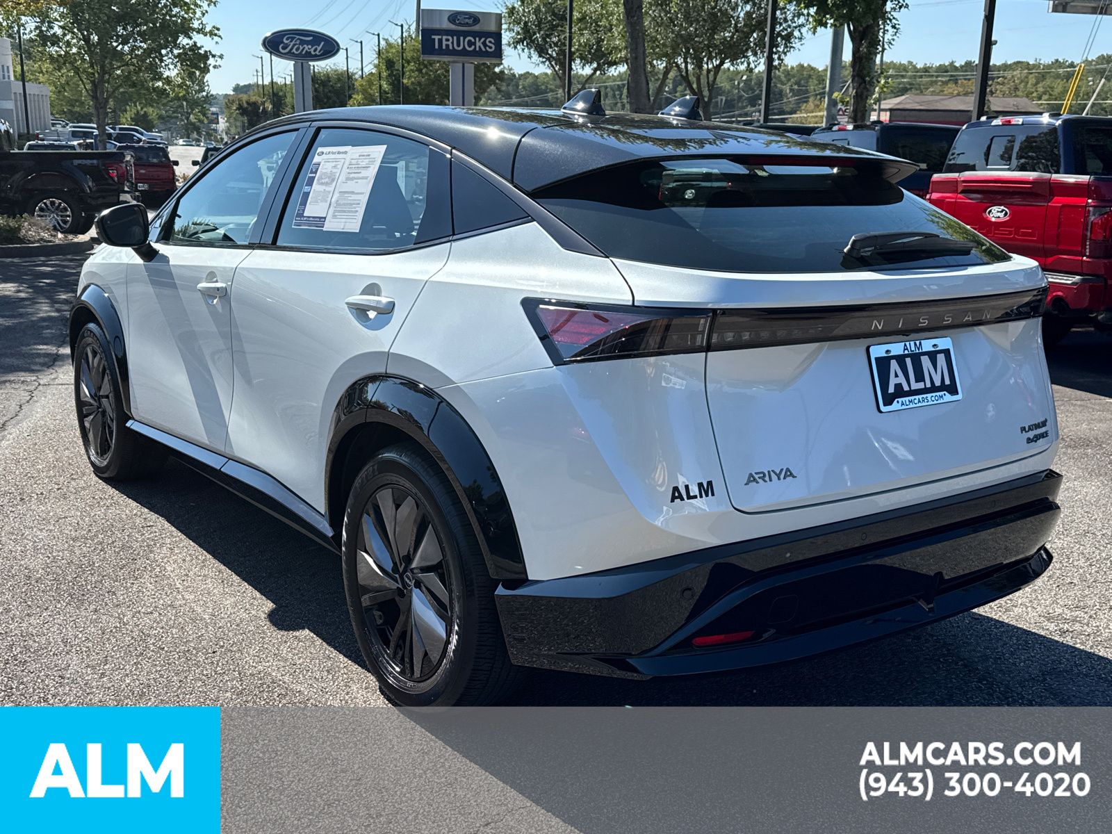 2024 Nissan ARIYA Platinum e-4ORCE photo 8