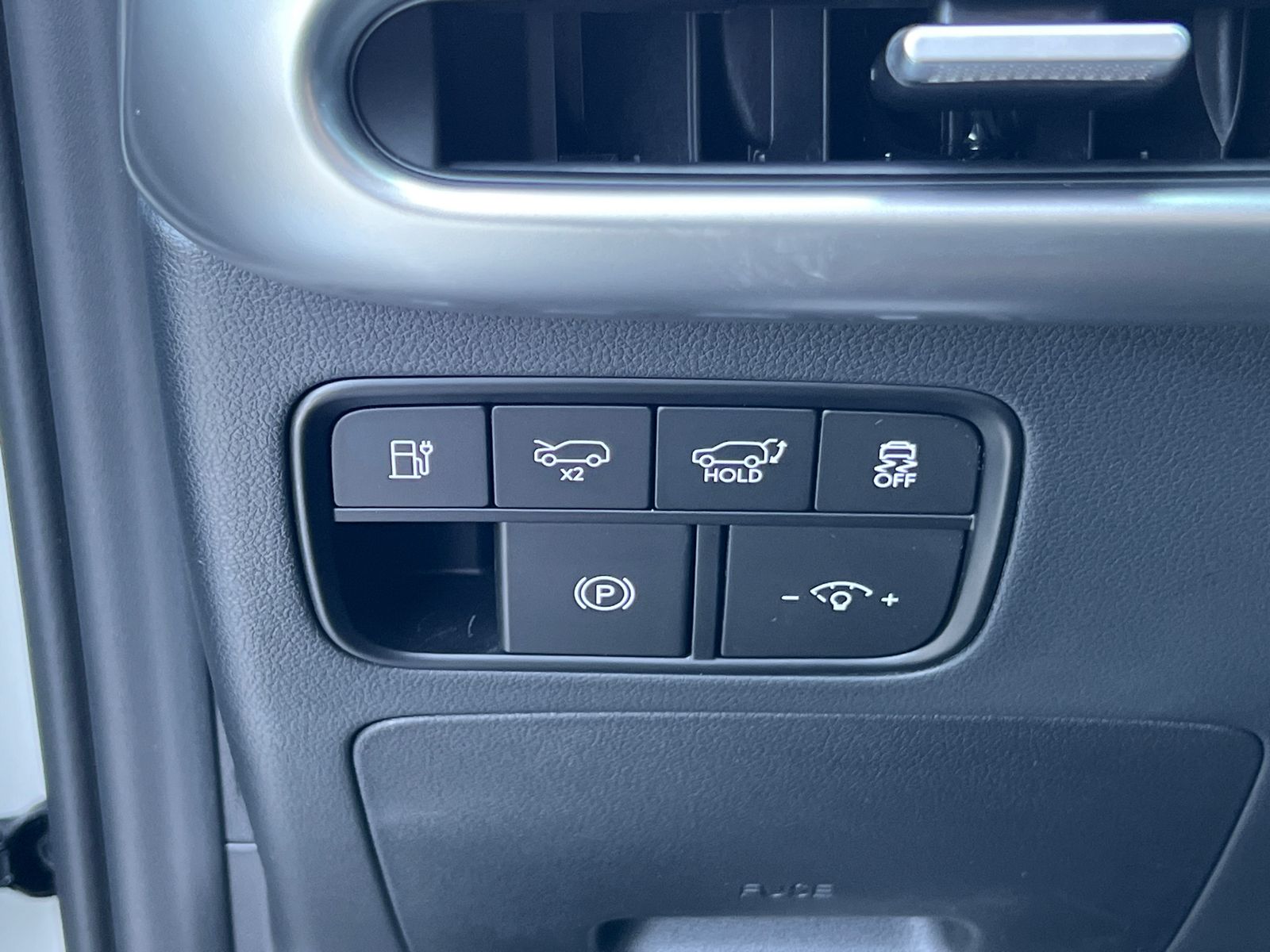 2026 Hyundai Ioniq photo 23
