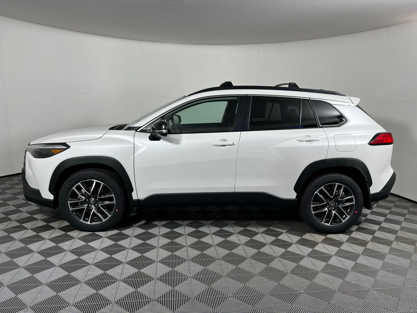 Thumbnail: 2026 Toyota Corolla Cross - 8