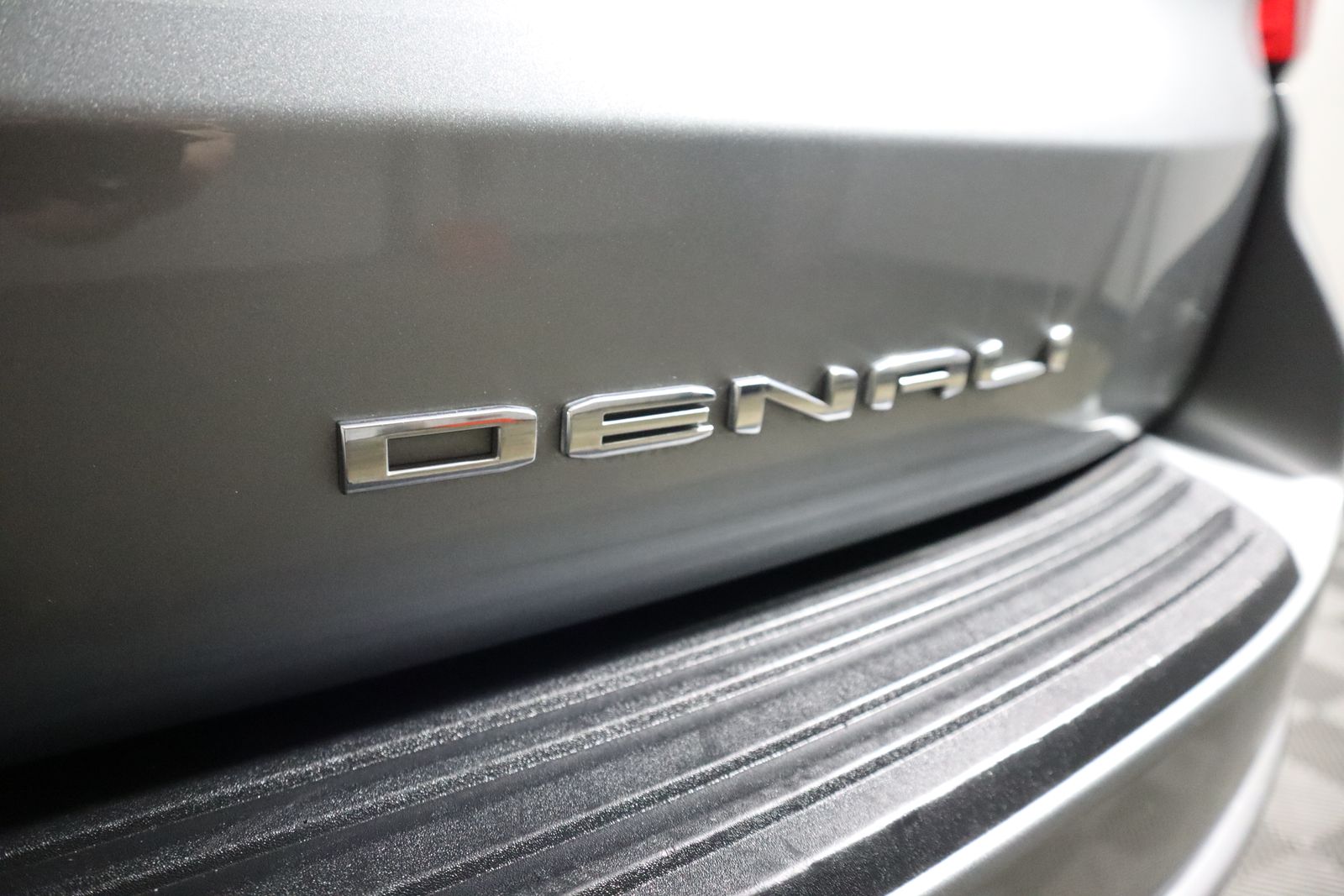 2023 GMC Yukon XL Denali photo