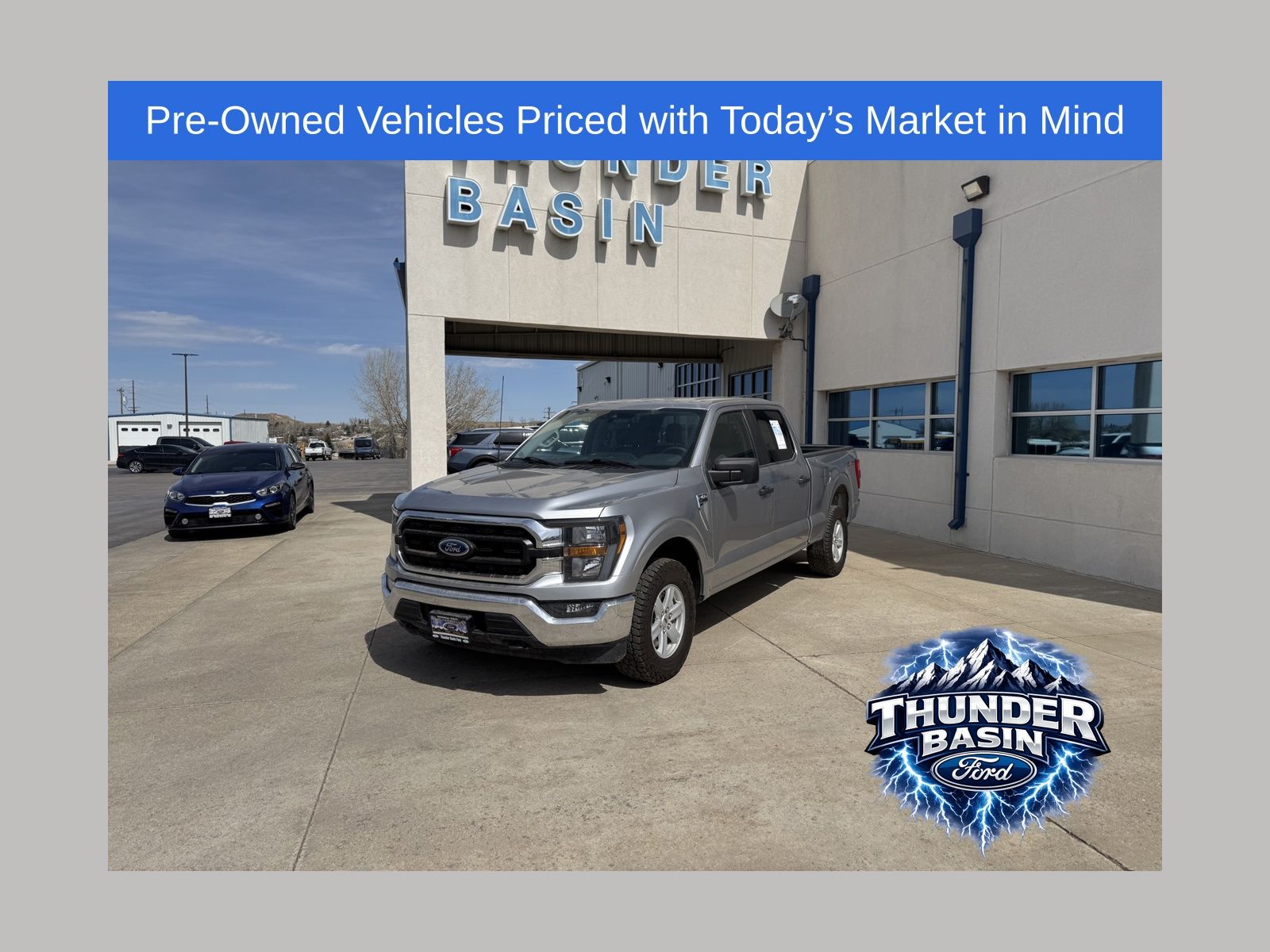 Iconic Silver Metallic 2023 Ford F-150 XLT SuperCrew 4WD Pickup Truck Four-Wheel Drive Automatic