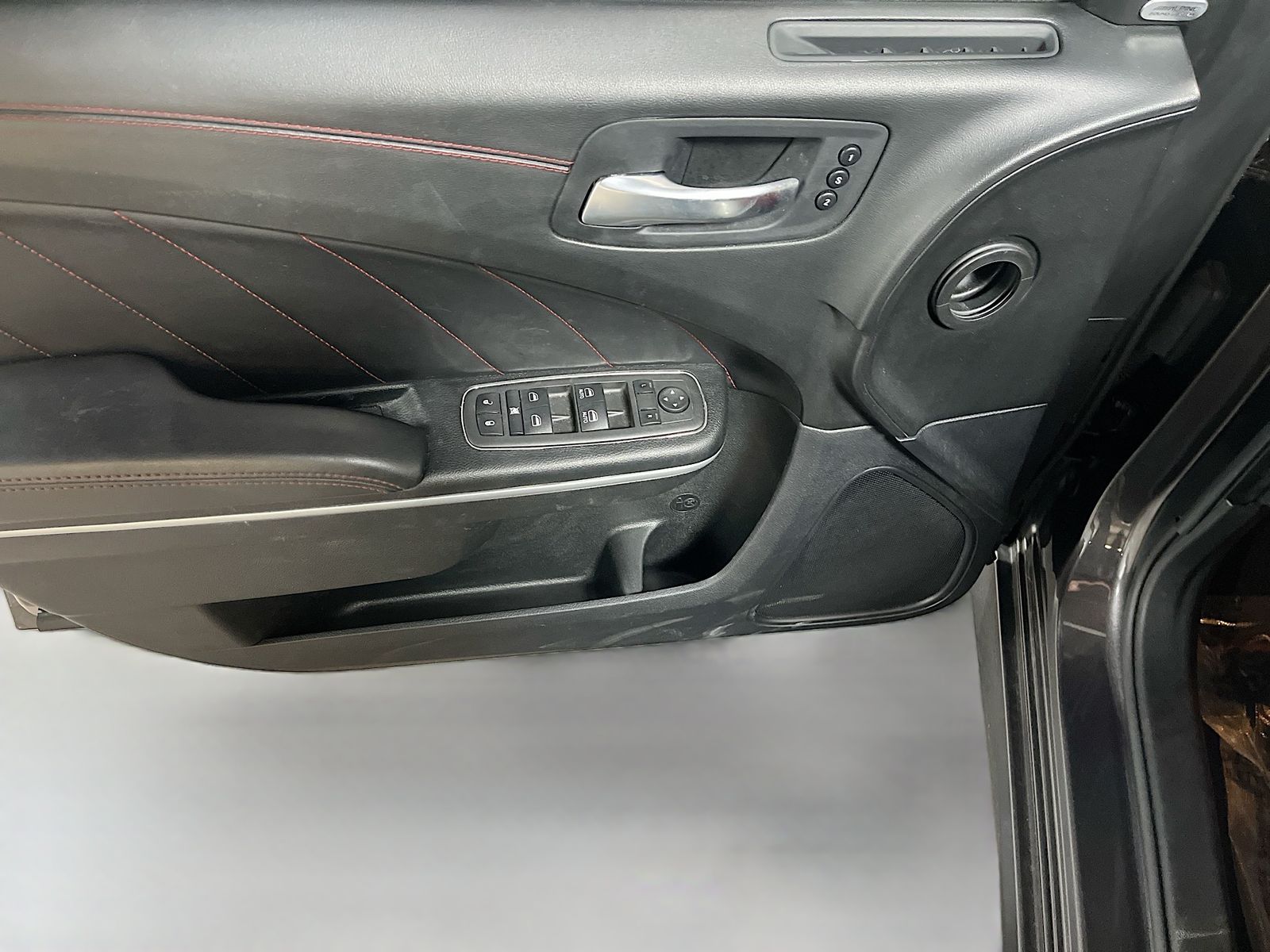 Used 2023 Gray Dodge R/T Scat Pack image 17