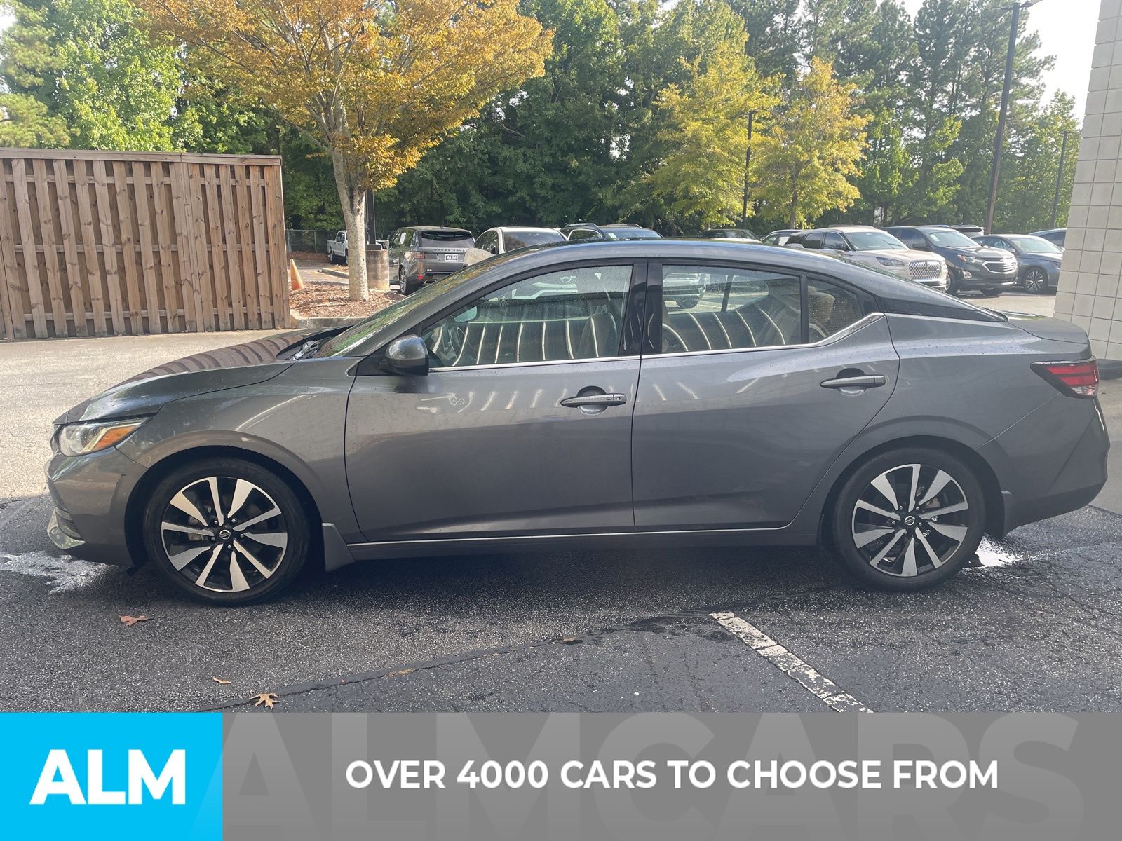 2022 Nissan Sentra SV photo 2