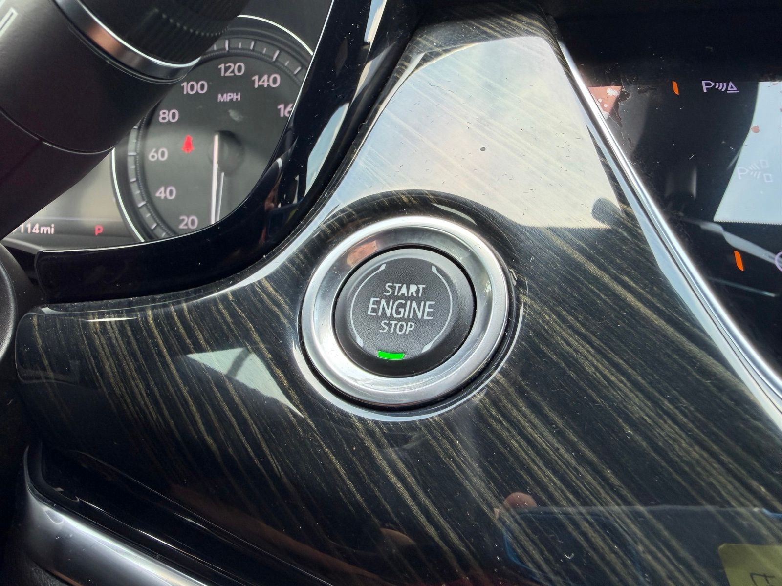 2021 Cadillac XT6 image 25