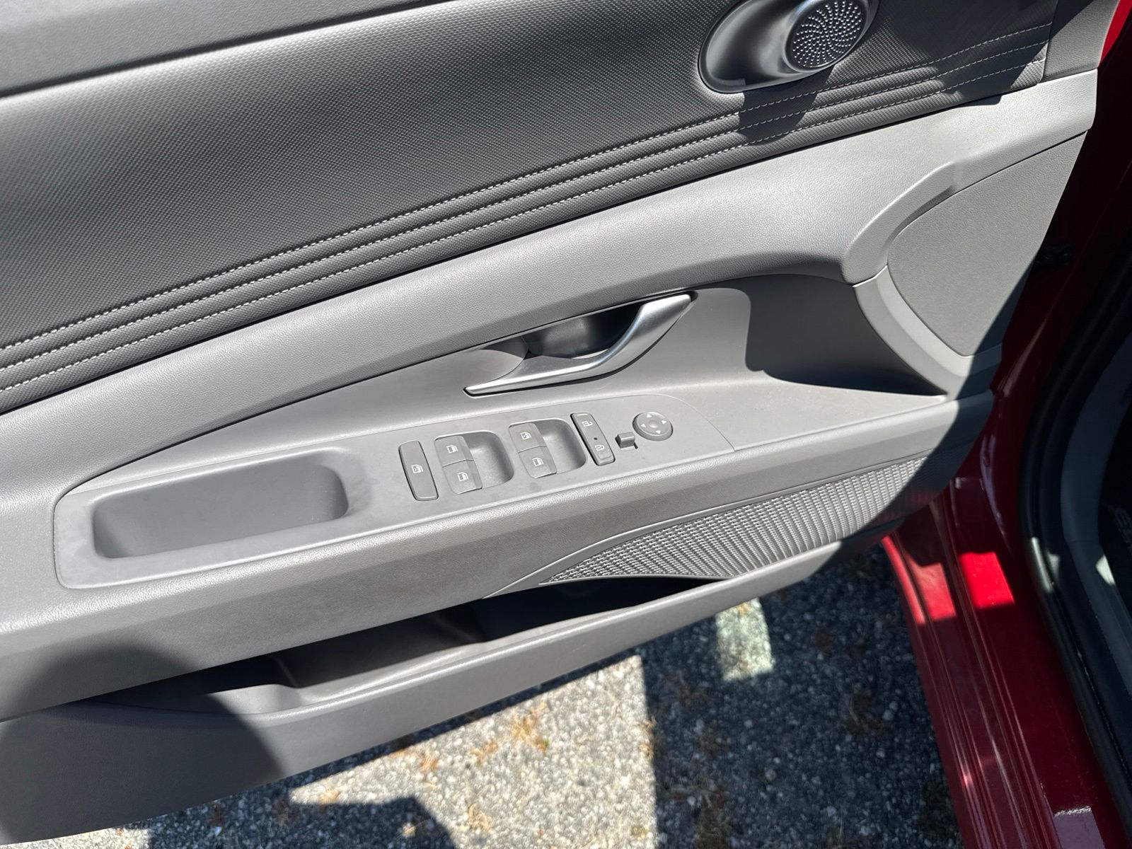 Used 2023 Red Hyundai SEL image 13
