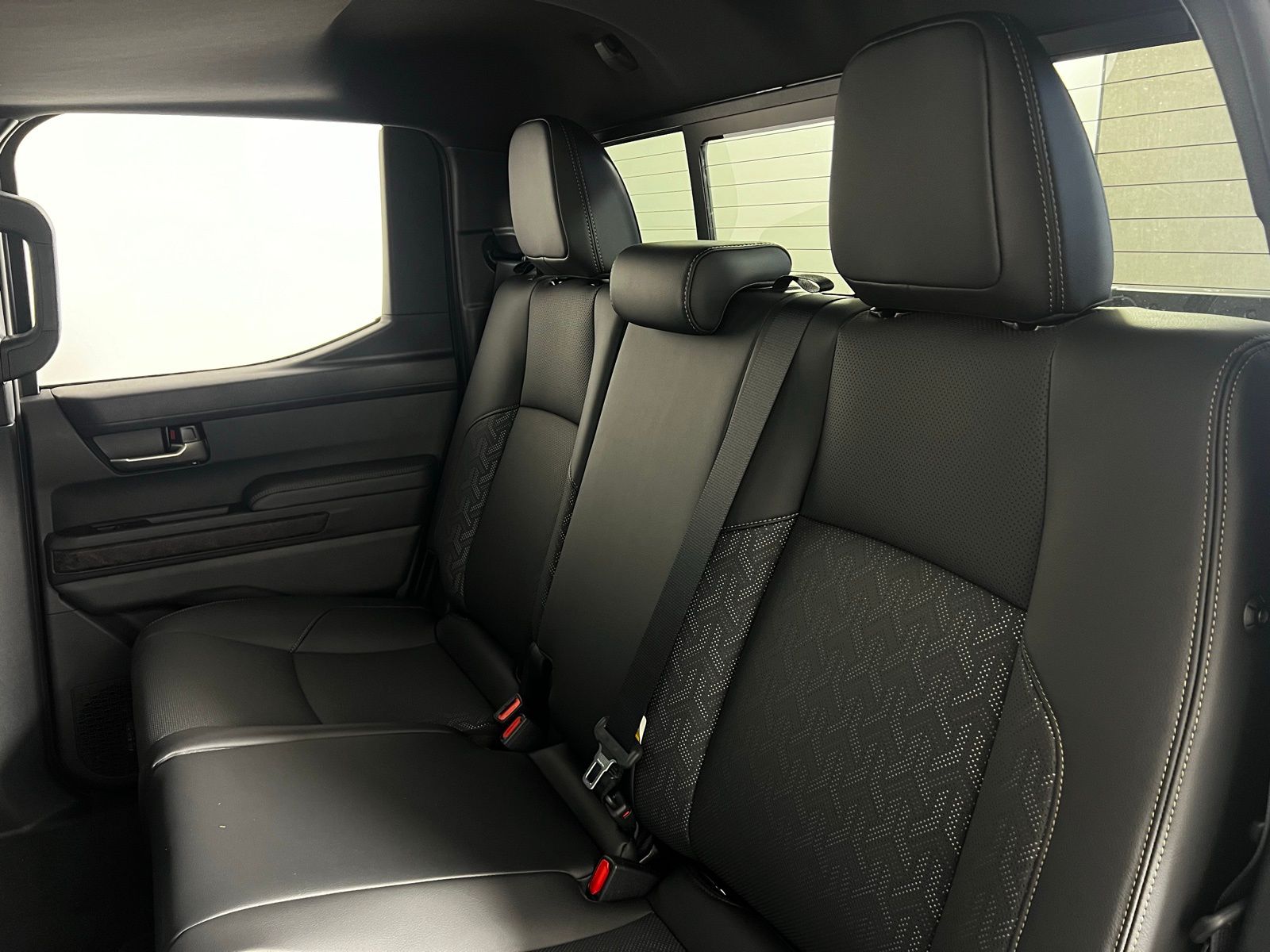 2025 Toyota Tacoma Limited 21