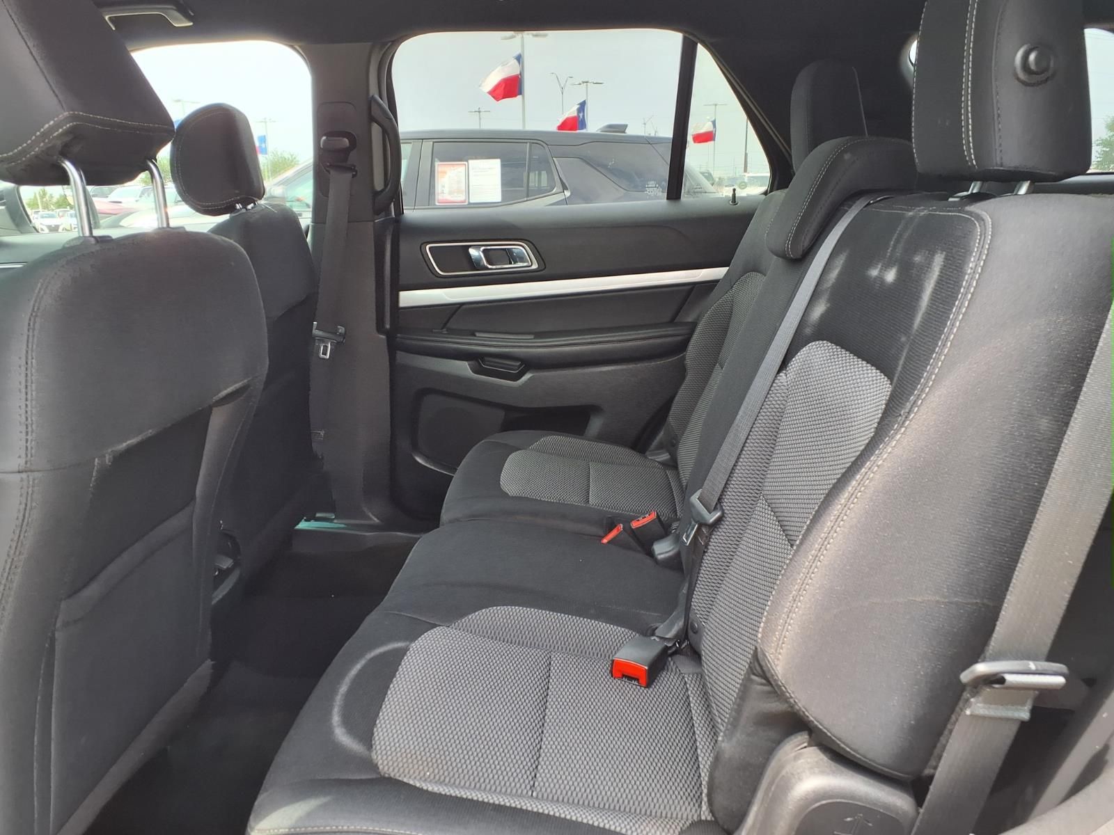 2016 Ford Explorer XLT White at Autostrade