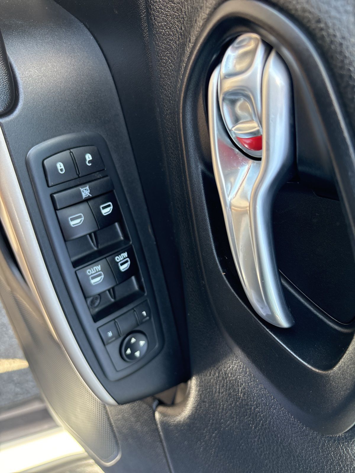 2018 Jeep Cherokee Limited - Photo 21
