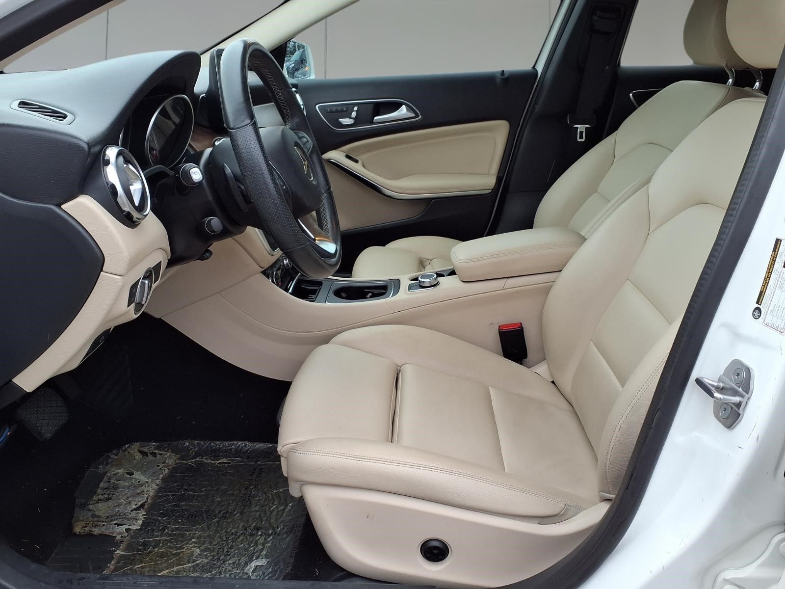 2020 Mercedes-Benz GLA GLA 250 White at North Houston Mitsubishi