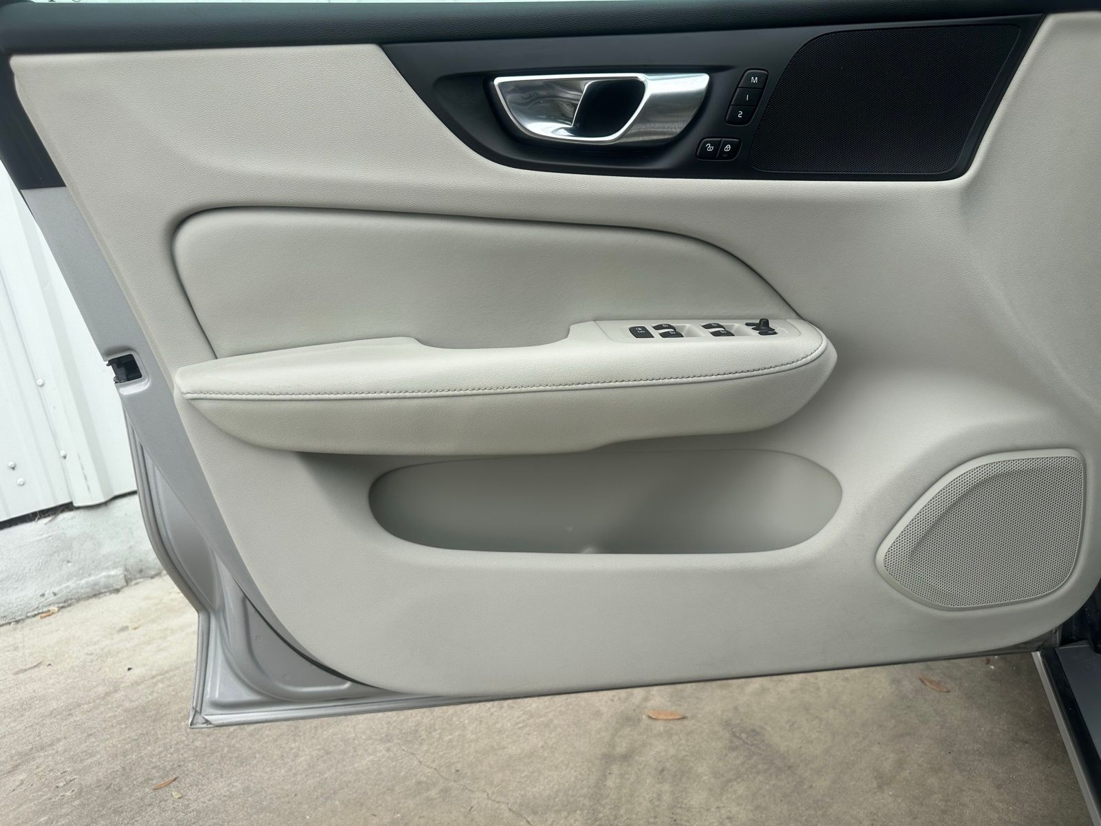 Used Car 2023 Volvo S60  B5 Plus Dark Theme For Sale Under $25,000 In Austin, Texas