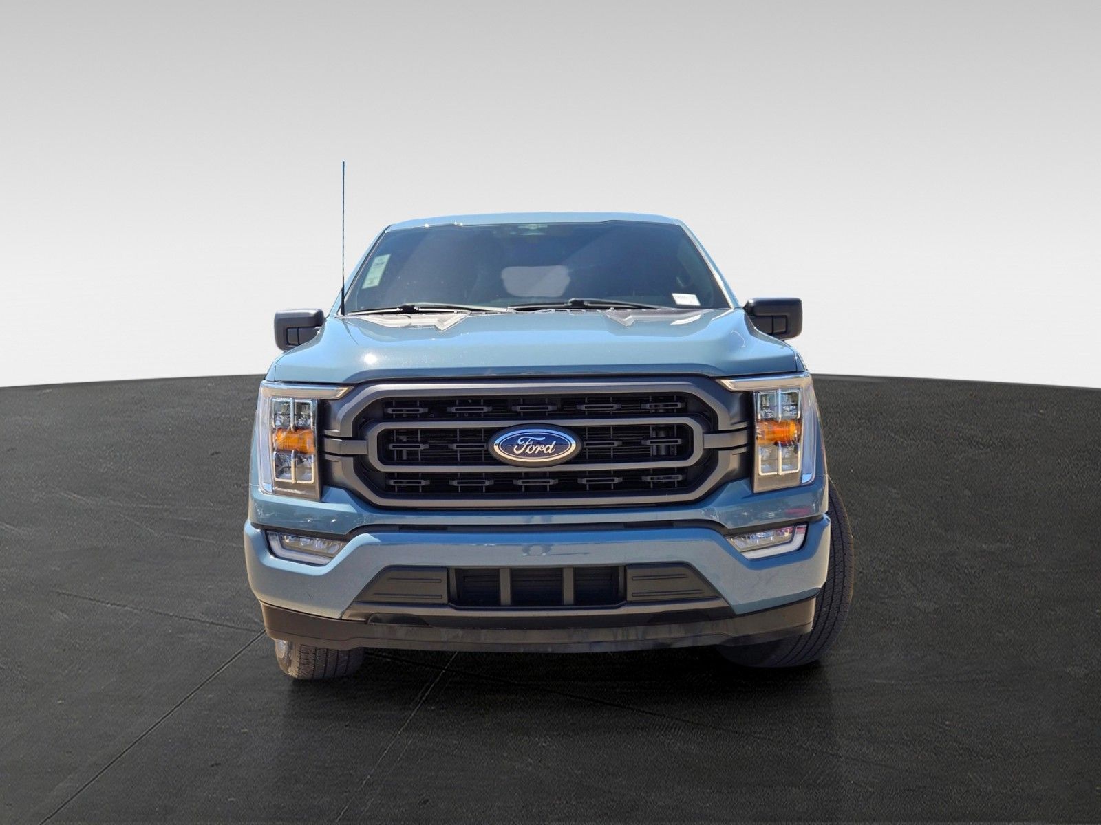 View vehicle photo 2