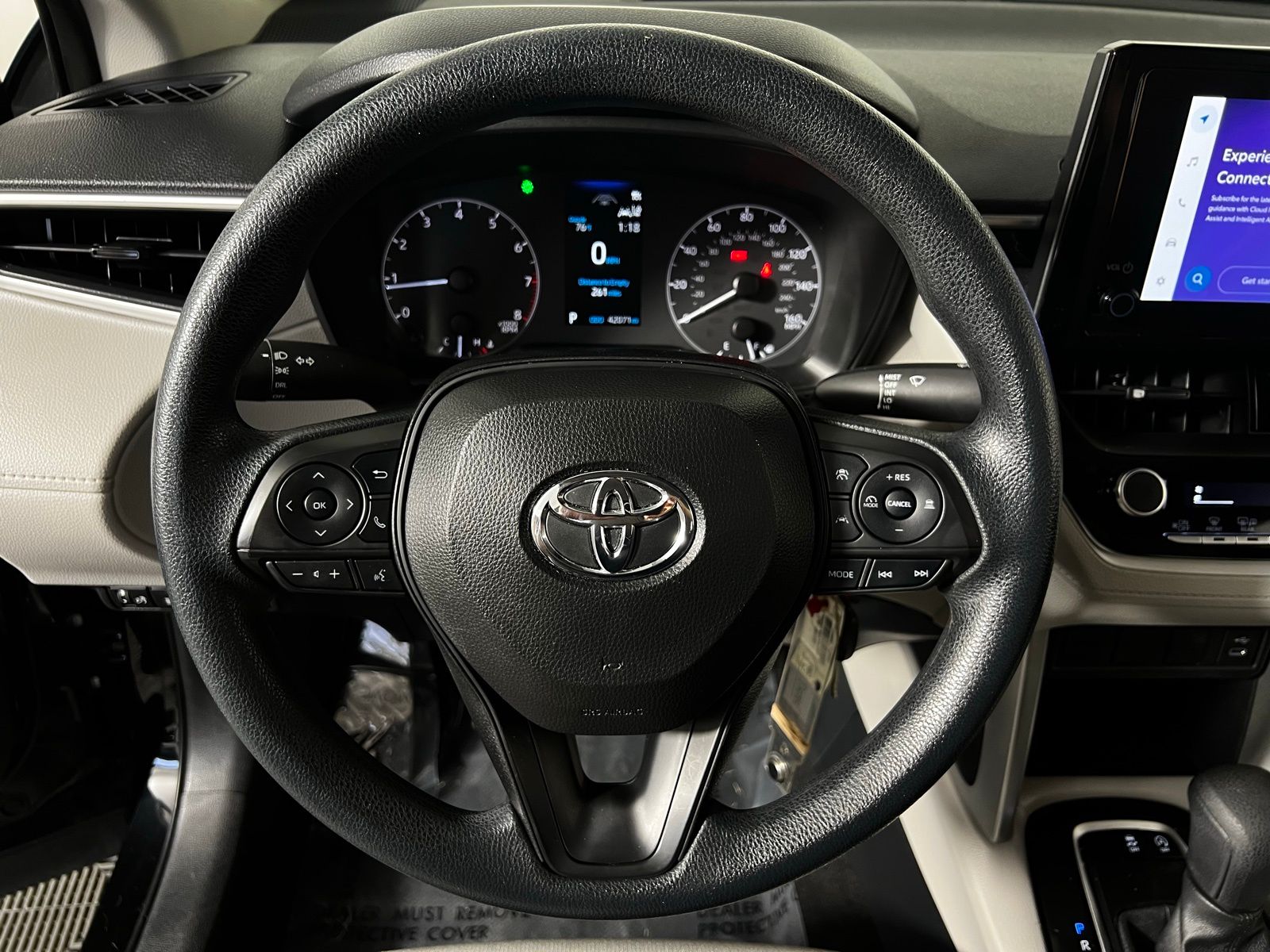 Thumbnail: 2023 Toyota Corolla Cross - 14