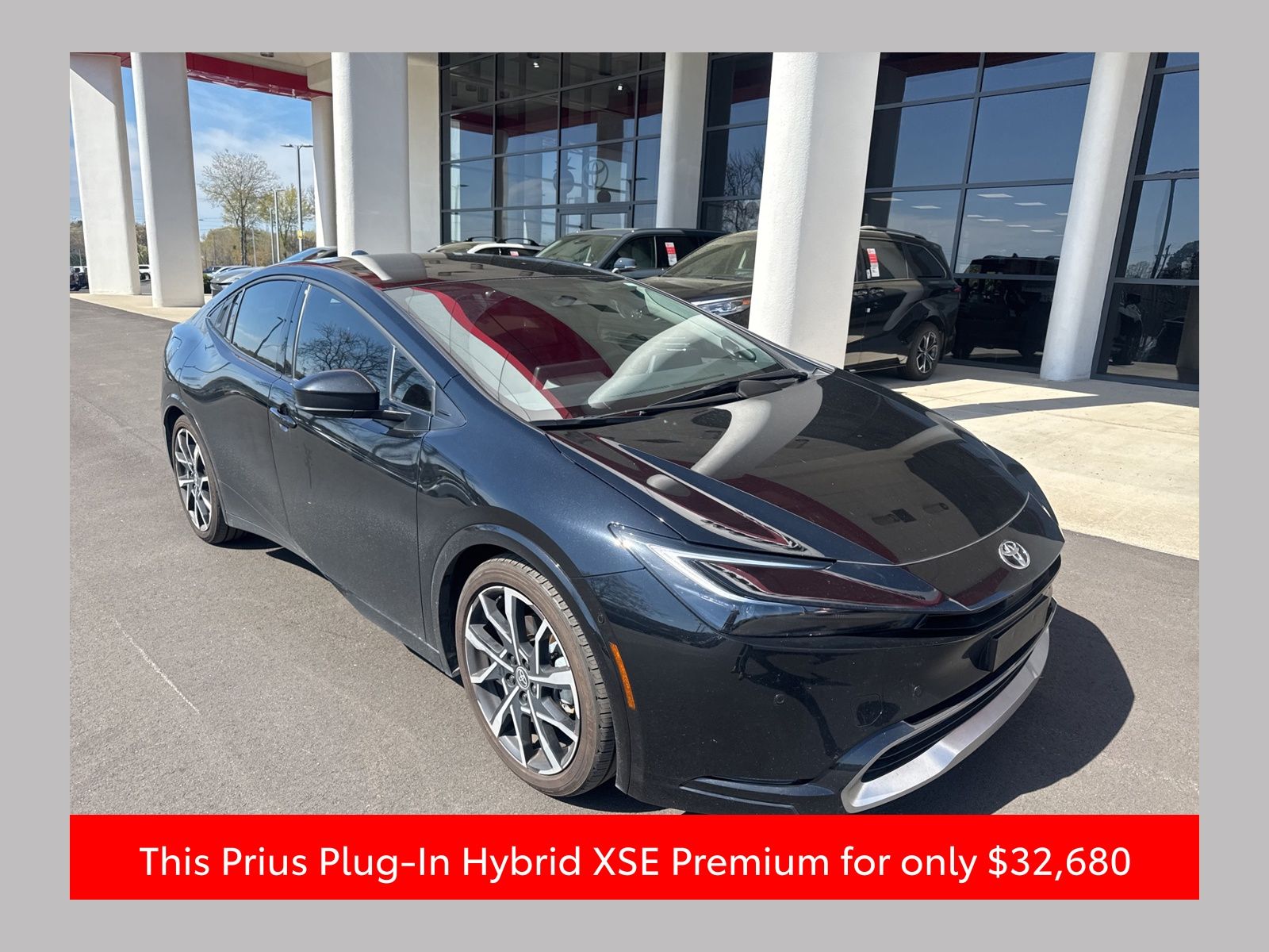 2025 Toyota Prius Plug-In Hybrid XSE FWD