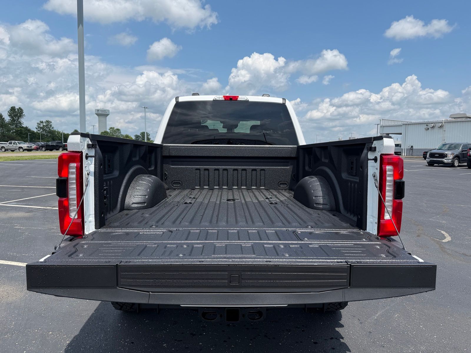 2026 Ford F-250SD image 11