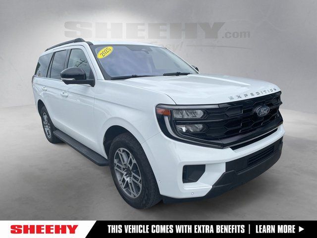 2025 Ford Expedition Active 4x4's photo