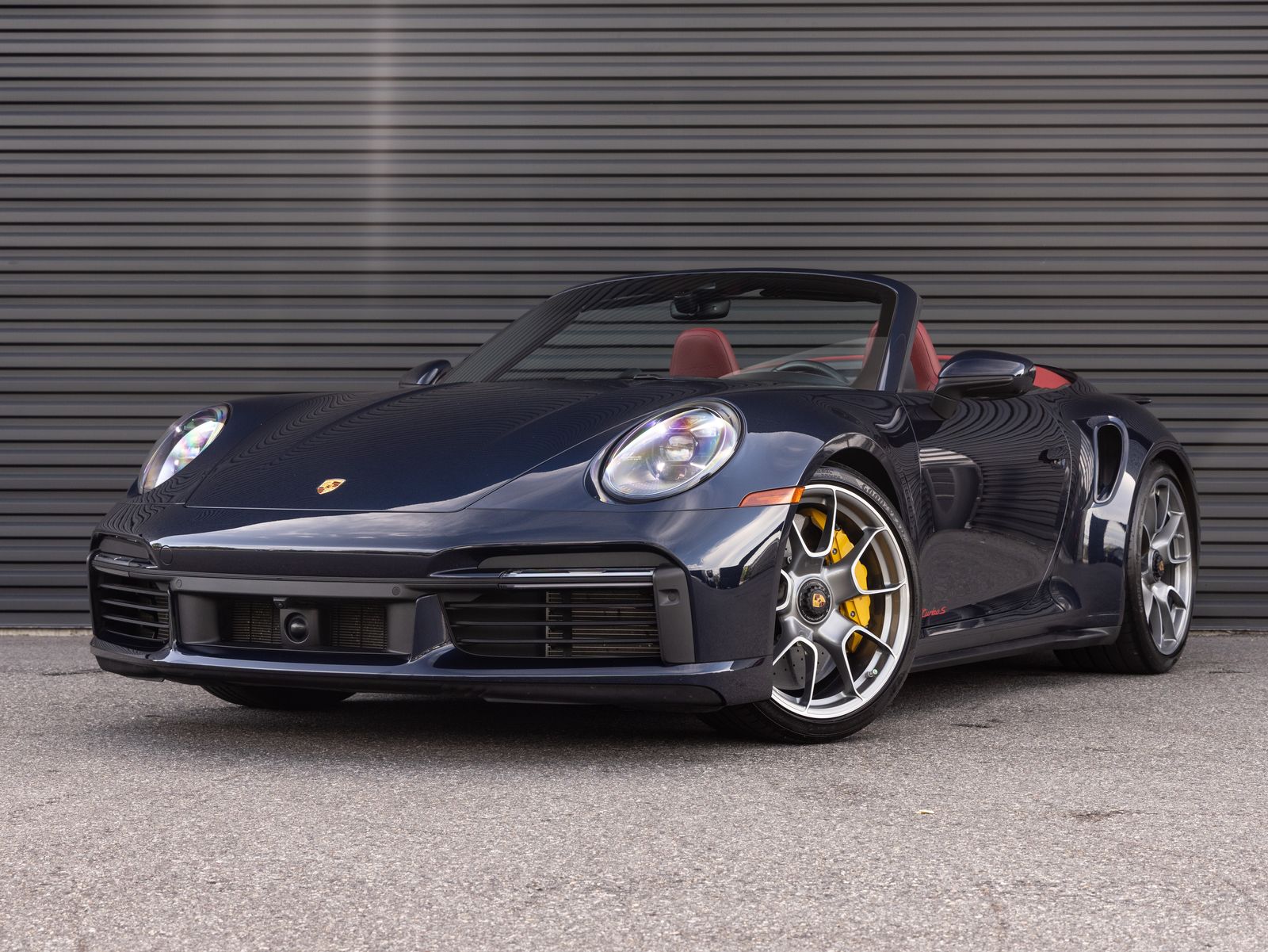  2021 Porsche 911 Turbo S Cabriolet AWD   