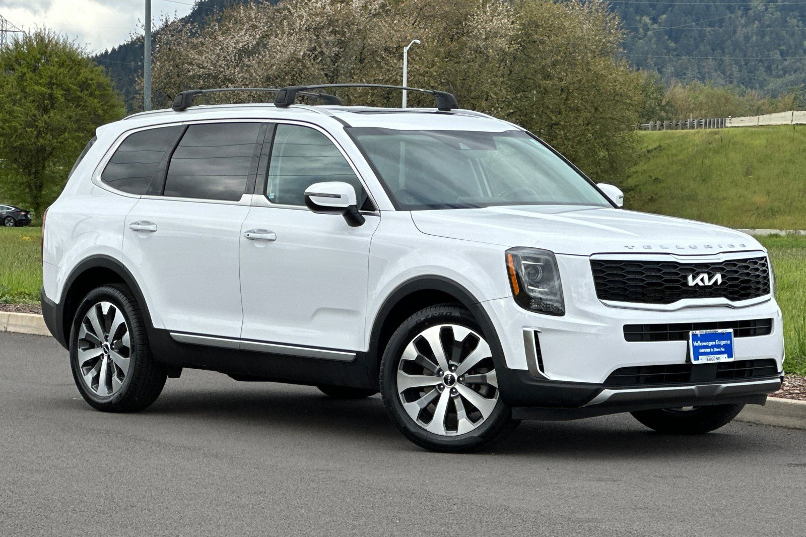 Glacial White Pearl 2022 Kia Telluride S AWD SUV / Crossover All-Wheel Drive 8-Speed Automatic