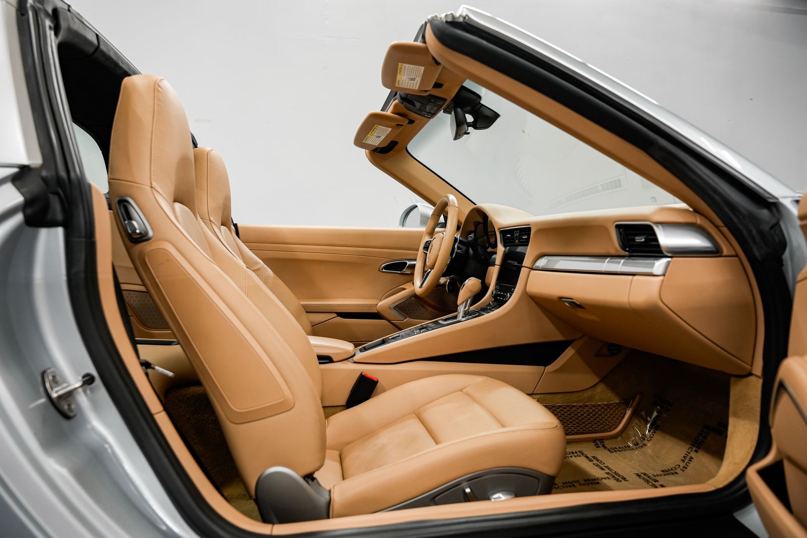 2017 Porsche 911 Targa 4 — photo 19