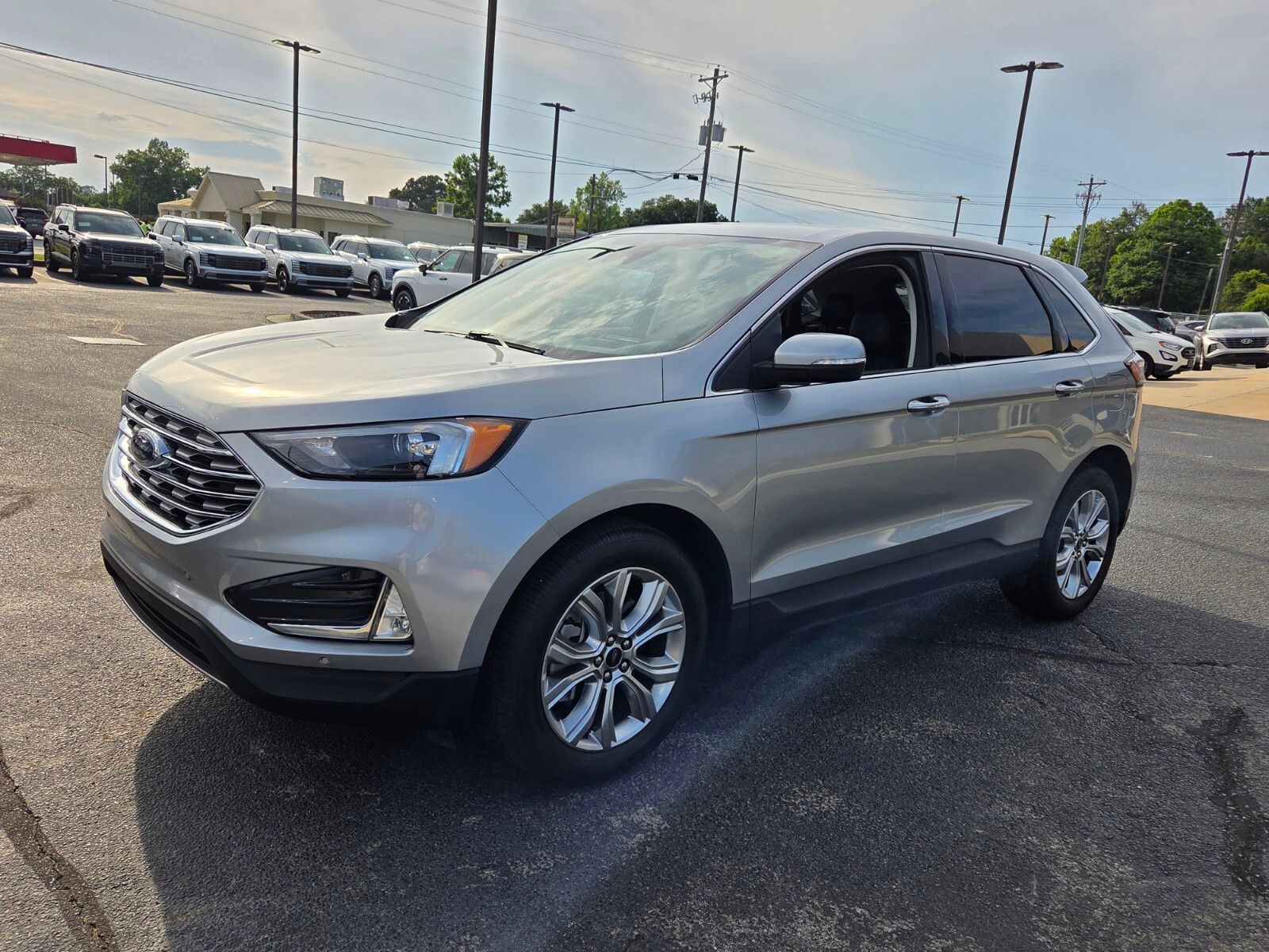 Used 2024 Silver Ford Titanium image 3