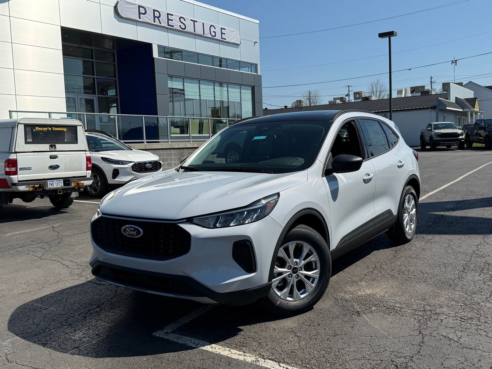 Space Silver Metallic 2026 Ford Escape Active FWD SUV / Crossover Front-Wheel Drive 8-Speed Automatic