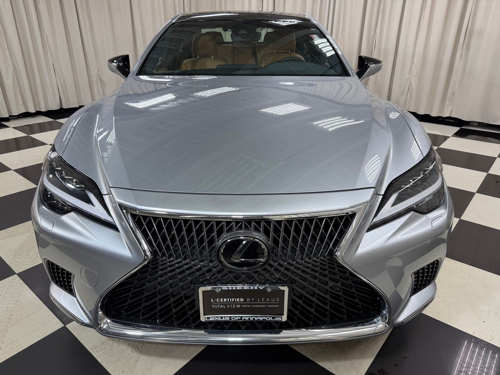 Used 2021 Silver Lexus 500 AWD image 2