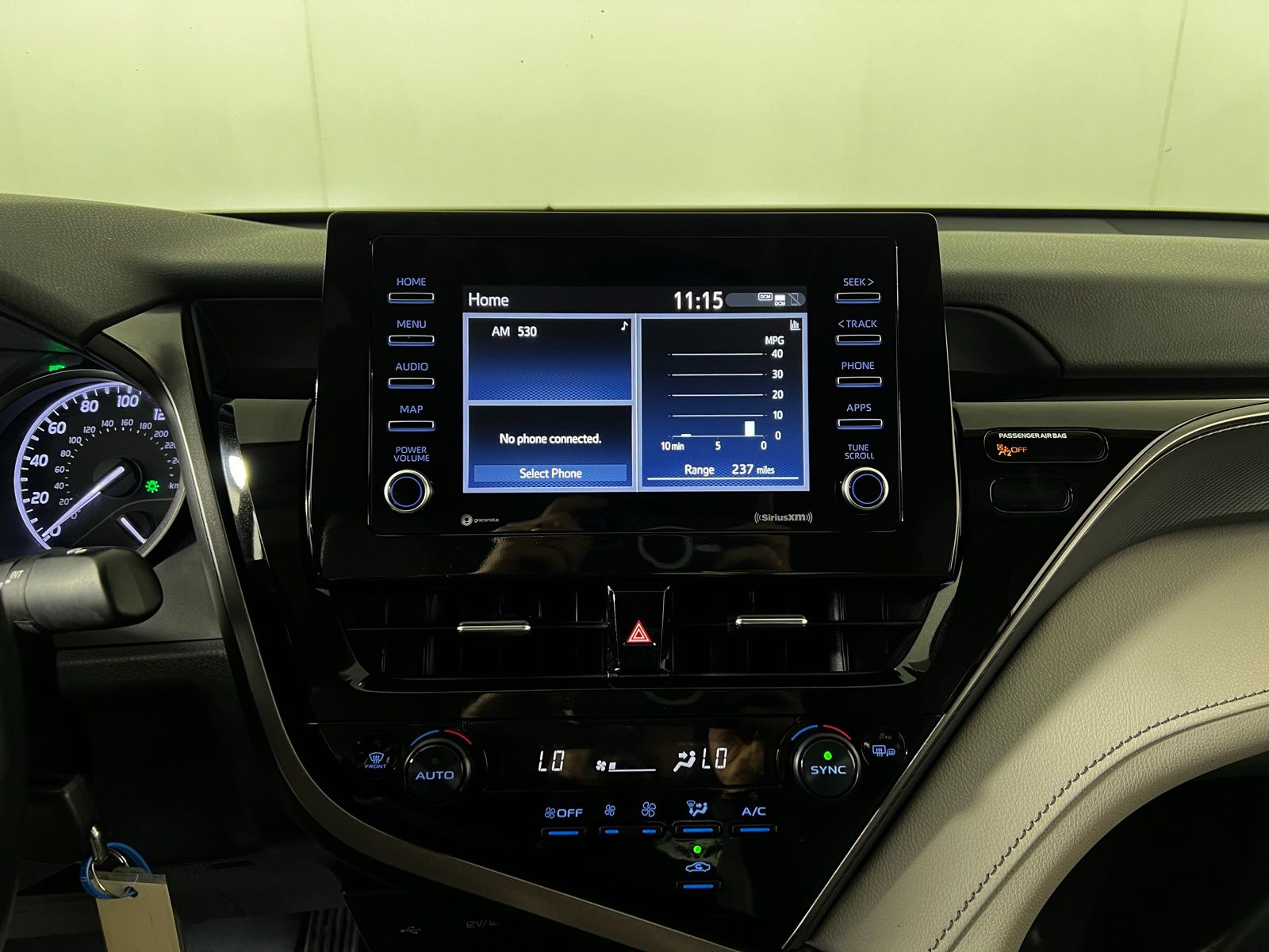 Thumbnail: 2024 Toyota Camry - 18