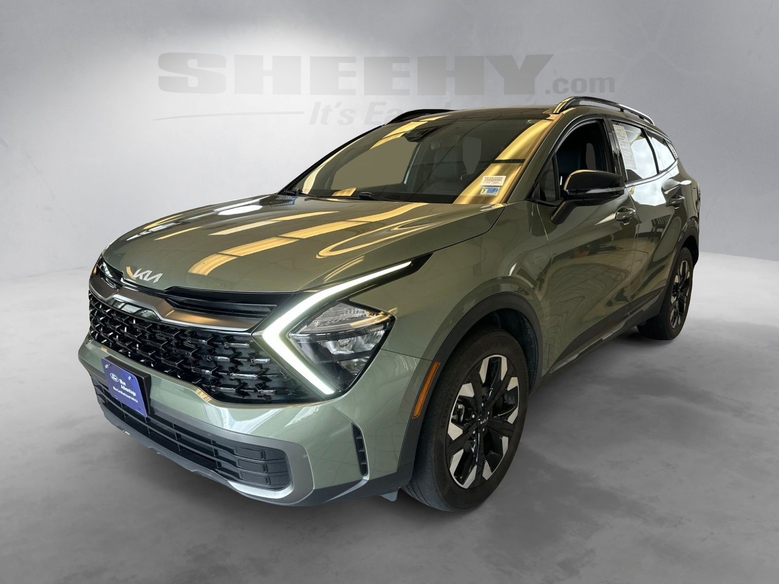 Used 2023 Jungle Green Kia X-Line image 16