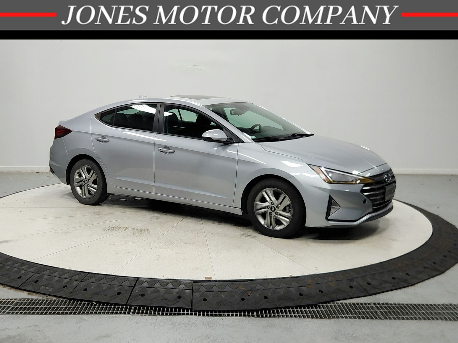 Stellar Silver 2020 Hyundai Elantra Sedan Front-Wheel Drive Continuously Variable Transmission