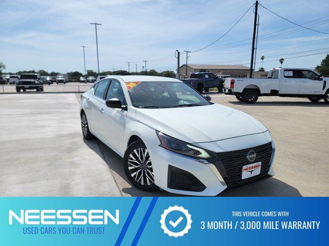 2025 Nissan Altima 2.5 SV FWD