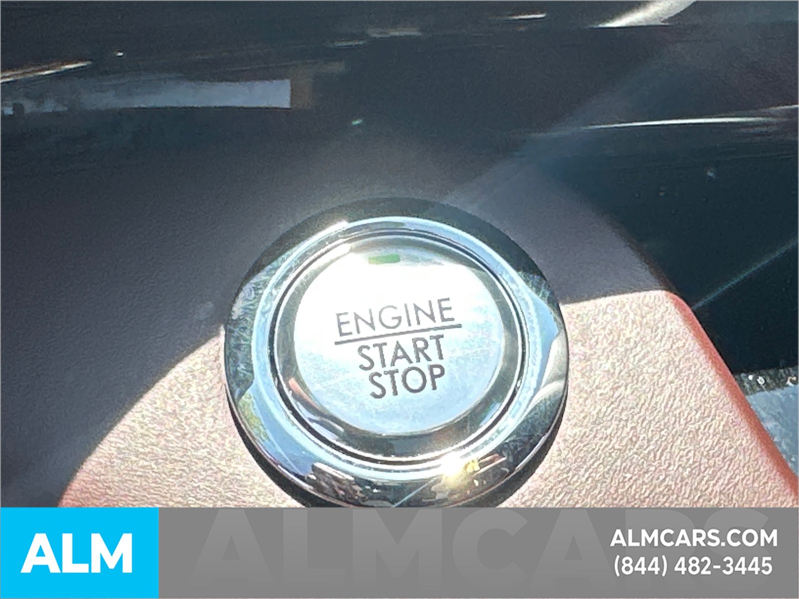 Used 2022 White Lincoln Black Label Grand Touring image 36