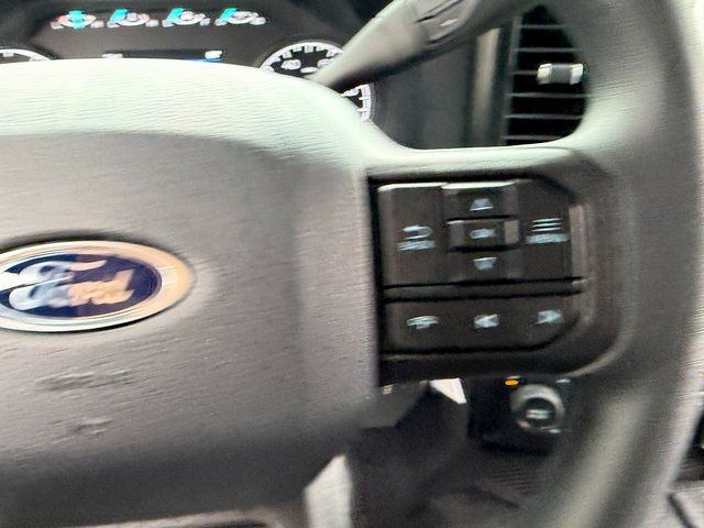 New 2026 Oxford White Ford XL image 29