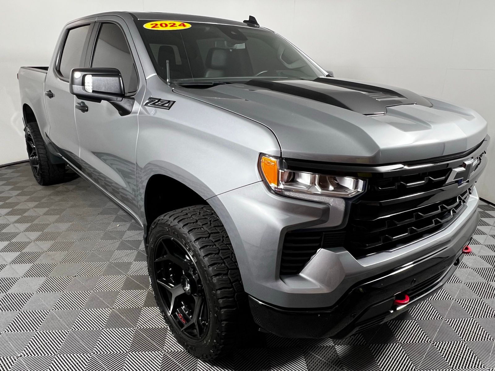 2024 Chevrolet Silverado 1500  3