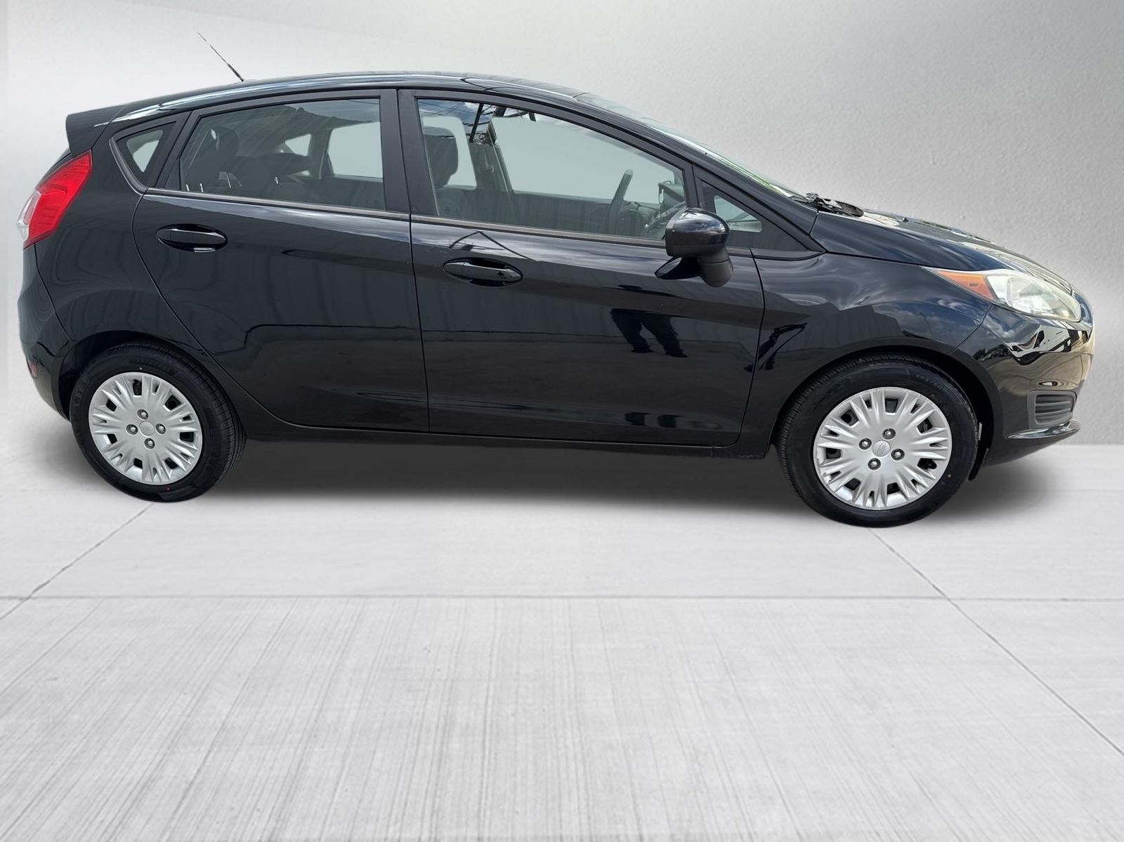 Used Car 2017 Ford Fiesta  S For Sale Under $10,000 In Austin, Texas