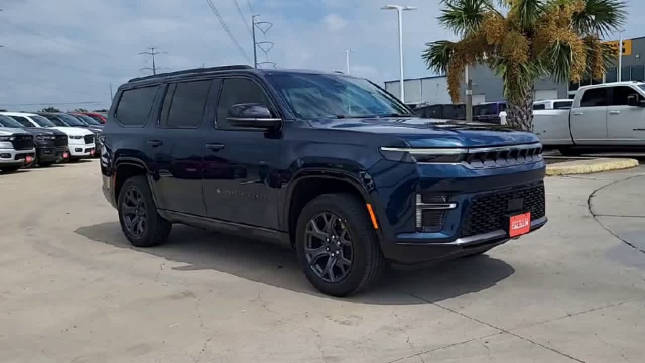 View vehicle photo 2