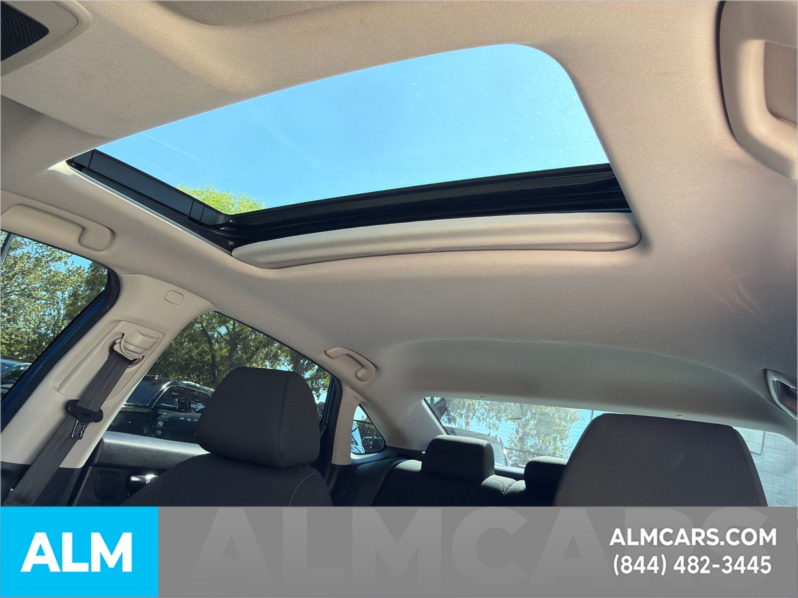 Used 2022 Blue Honda EX image 38