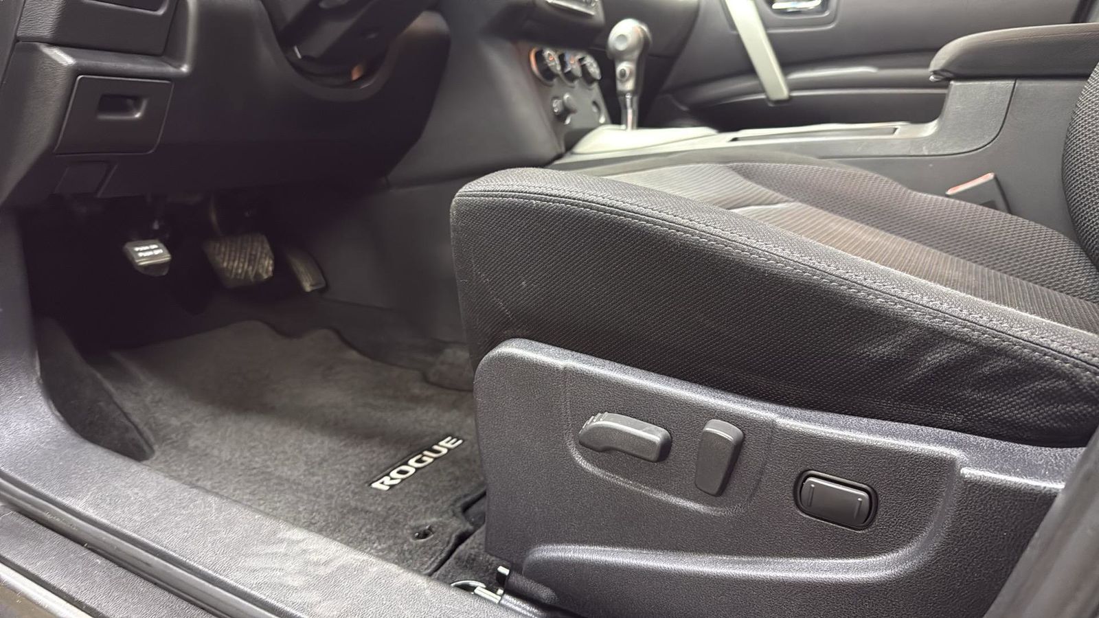 Used Car 2011 Nissan Rogue  Sv For Sale Under $10,000 In Austin, Texas